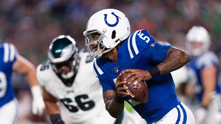 Eagles Trail Colts at Halftime as Rookie QBs Battle