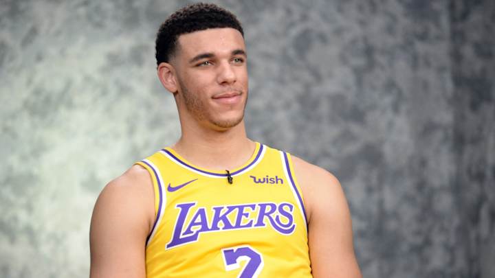 Lakers News: Lonzo Ball Describes Signature Shoe Debacle During Early Tenure in LA Lakers News: Lonzo Ball Describes Signature Shoe Debacle During Early Tenure in LA