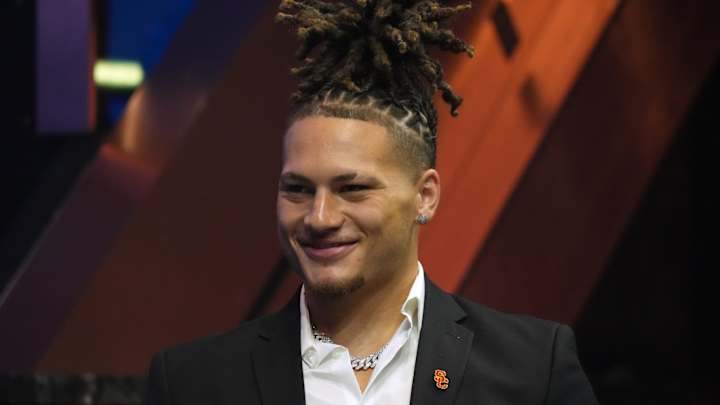 USC Football: True Freshman Defender's Growth Outshines My Freshman Year, Says Mason Cobb USC Football: True Freshman Defender's Growth Outshines My Freshman Year, Says Mason Cobb