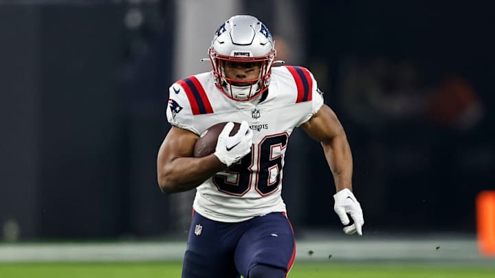 Patriots Fall 23-7 to Titans: Live Game Log Patriots Fall 23-7 to Titans: Live Game Log