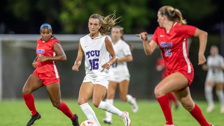 Women's Soccer Poll Watching Week 1 - Frogs Drop Seven Spots