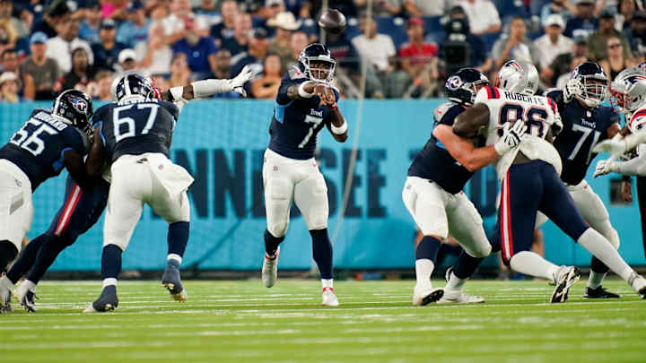 WATCH: Titans Malik Willis Connects with Kearis Jackson for 26-Yard Touchdown Pass