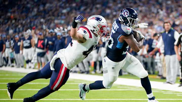 PHOTO GALLERY: Best Photos From Titans' Preseason Game Against Patriots