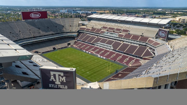 FINAL: Texas A&M 52, New Mexico 10: Aggies vs. Lobos Game Log