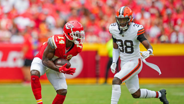 KC Chiefs Re-Sign 2021 Fifth-Round Pick Cornell Powell to Offseason Roster