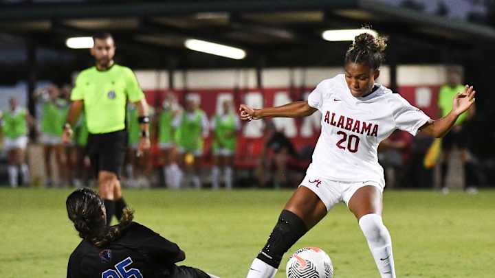 Live Updates: No. 7 Alabama Soccer vs. No. 17 Memphis Live Updates: No. 7 Alabama Soccer vs. No. 17 Memphis