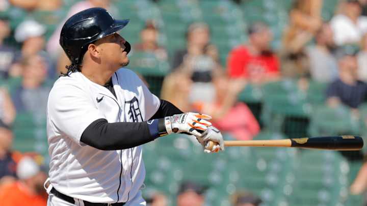 Detroit Tigers' Miguel Cabrera Breaks Tie to Move Up All-Time Home Run List Detroit Tigers' Miguel Cabrera Breaks Tie to Move Up All-Time Home Run List