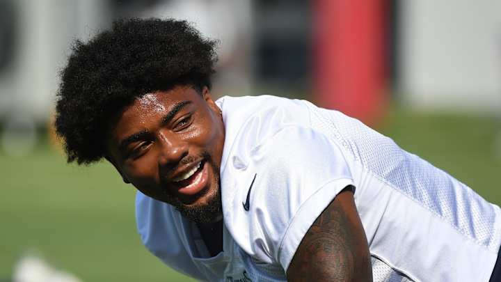 Treylon Burks Returns to Practice, Gives Update on Injury Recovery: 'I Feel Great'