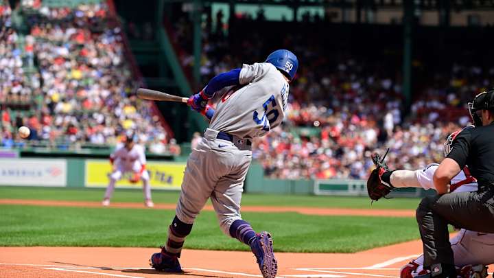 Dodgers News: Dave Roberts Impressed by Mookie Betts' Ability to Handle Overwhelming Time in Boston