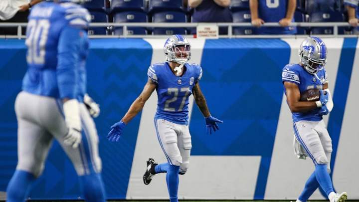 Lions Place Paschal, Dorsey on IR, Sign Chase Lucas, Decker OUT Lions Place Paschal, Dorsey on IR, Sign Chase Lucas, Decker OUT