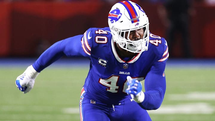 Bills Pass Rusher Von Miller to Start Season on PUP List, per Report