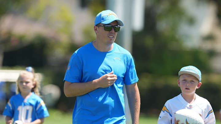 Chargers News: Defensive and Offensive Players Assess Kellen Moore's Dynamic Offensive Tactics