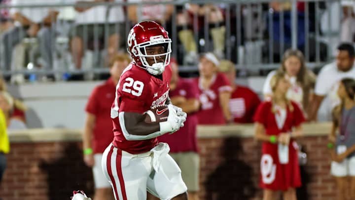 How Oklahoma RB Tawee Walker Overcame Hard Times and Embraced Hard Coaching