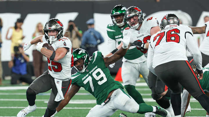 Buccaneers Waive RB Patrick Laird