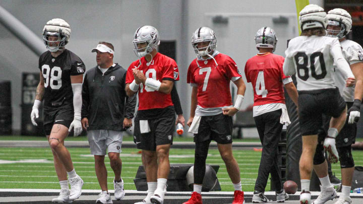 Raider’s Offense Examined by NFL Executives