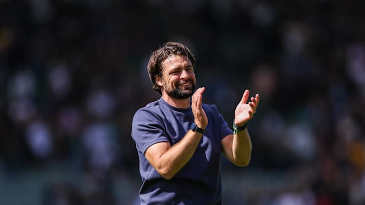 Southampton boss quizzed on Ross Stewart saga as Saints chase Sunderland deal Southampton boss quizzed on Ross Stewart saga as Saints chase Sunderland deal