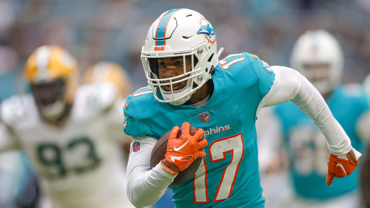 Titans vs. Dolphins Player Prop Predictions and Best Bets for ‘Monday Night Football’ Titans vs. Dolphins Player Prop Predictions and Best Bets for ‘Monday Night Football’