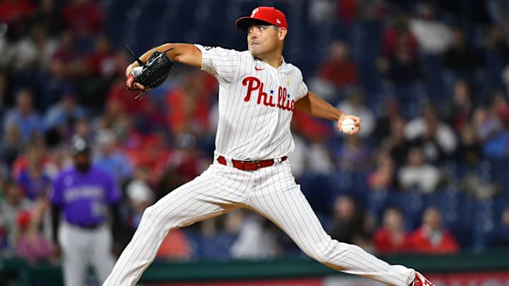 Philadelphia Phillies' Former Pitcher Agrees to Deal With Angels