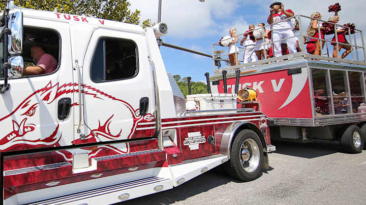 Razorbacks' Live Mascot Won't Be at Season Opener