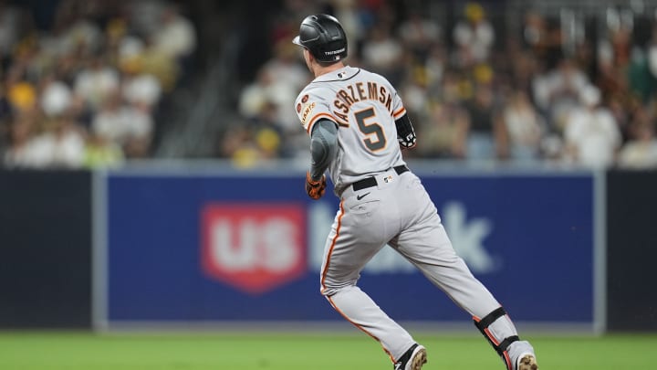 Mike Yastrzemski, SF Giants slice and dice Padres in 7-2 rout