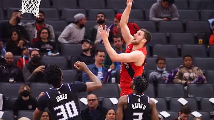 Former Lakers Draft Pick Signs Deal With Rival Boston Celtics