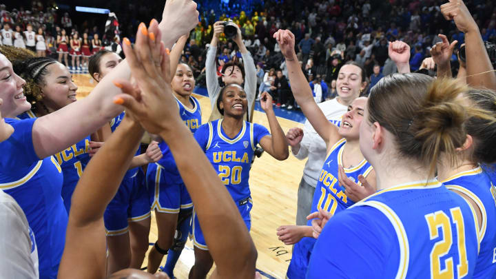 UCLA Women's Basketball: Bruins Get Exclusive Tour of Bayern Munich Stadium