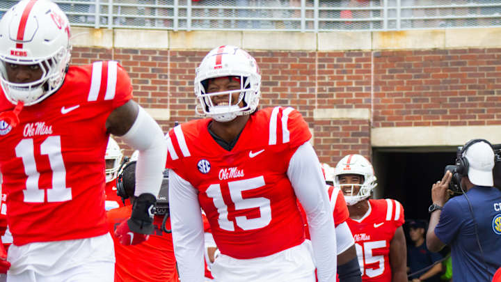 Rebels' DL Jared Ivey Evaluates Ole Miss Defense Ahead of Bye Week