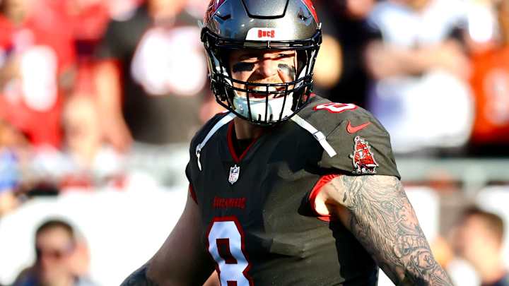 Former Tampa Bay Buccaneers Tight End Retires From NFL