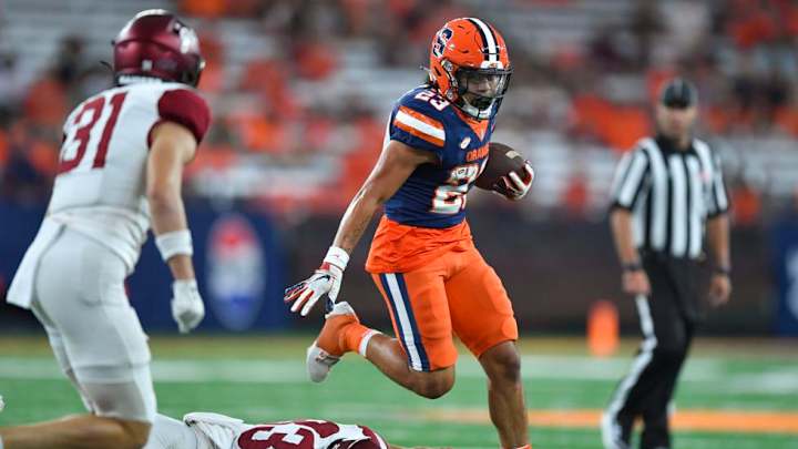 Syracuse Freshman Running Back Ike Daniels Announces Intent to Enter Transfer Portal
