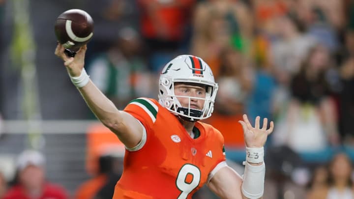 Tyler Van Dyke vs Conner Weigman: Miami Hurricanes' Advantage?