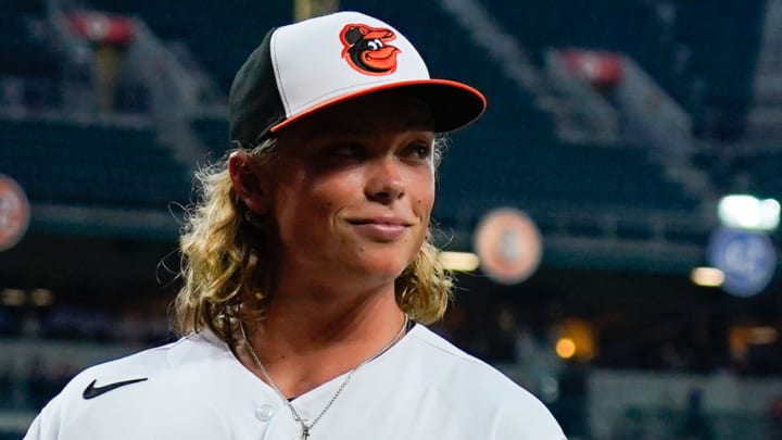 Top MLB Prospect Had a Hard Time Getting a Hotel Room Because of His Age and Fans Had Jokes