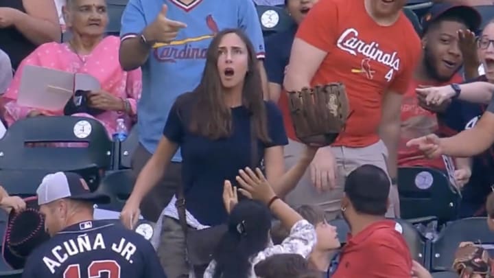 Fan at Cardinals-Braves Game Made a Beautiful Catch on a Foul Ball, and Everyone Loved It Fan at Cardinals-Braves Game Made a Beautiful Catch on a Foul Ball, and Everyone Loved It