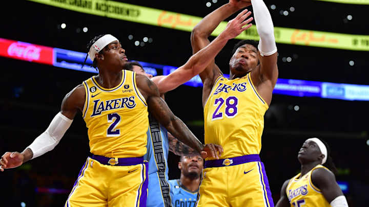 Lakers News: Top LA Assistant Works Out Young Forward Lakers News: Top LA Assistant Works Out Young Forward