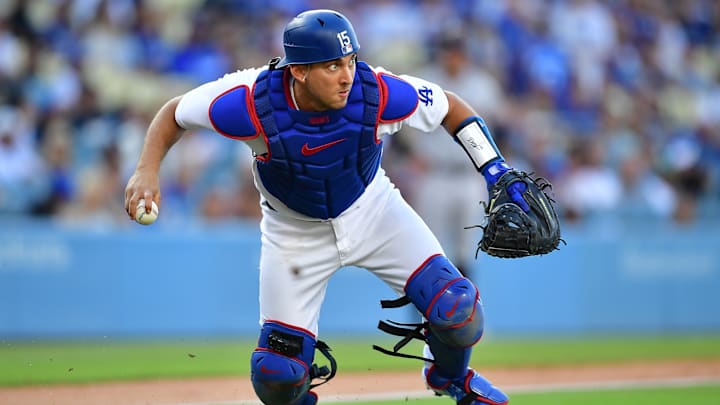 Dodgers News: Austin Barnes Dealing With Contusion on Side of Head Dodgers News: Austin Barnes Dealing With Contusion on Side of Head