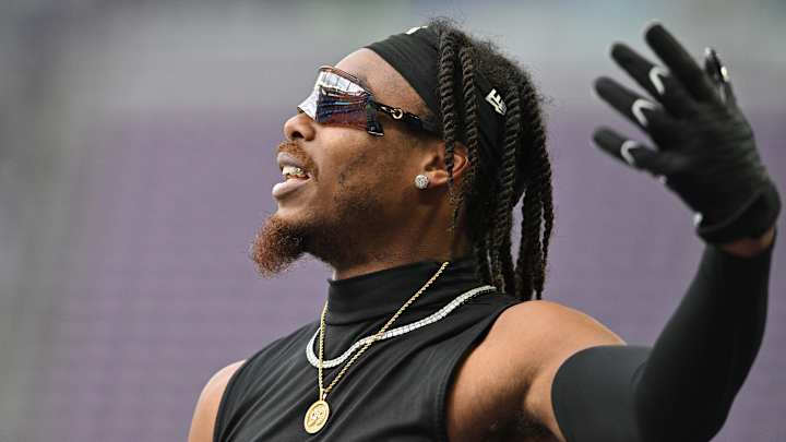 If Justin Jefferson doesn't sign extension, is he the ultimate trade bait for QB? If Justin Jefferson doesn't sign extension, is he the ultimate trade bait for QB?
