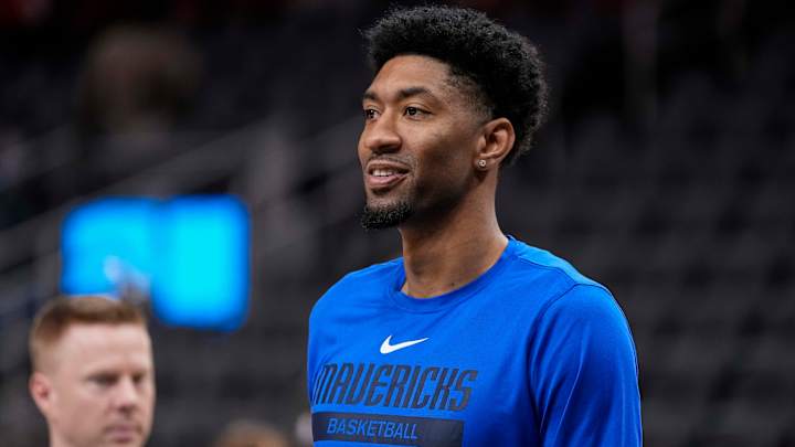 Why Lakers Front Office is Unconcerned About Christian Wood's Icy Chemistry At Prior Stops