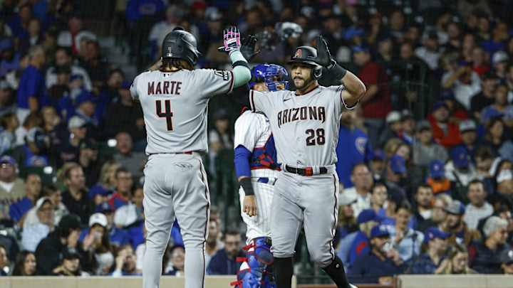 Pham's Two Homers Powers D-backs to Victory in Chicago