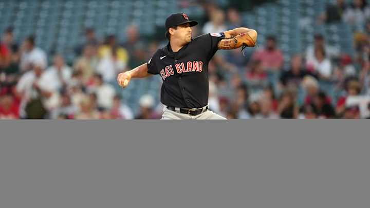 Cleveland Guardians' Cal Quantrill Throws Bizarre Wild Pitch Over Everybody