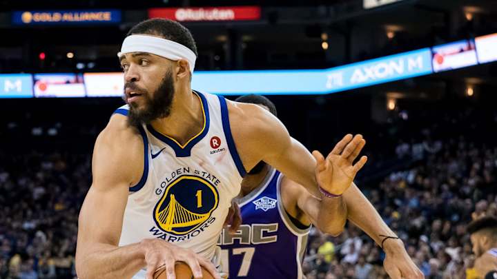JaVale McGee Reportedly Opted to Sign With Kings Over Pacific Rival JaVale McGee Reportedly Opted to Sign With Kings Over Pacific Rival