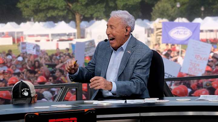 Joe Namath, Lee Corso, and Pat McAfee pick Cal over Auburn on ESPN College GameDay