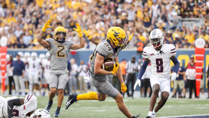 Mountaineers Down Dukes