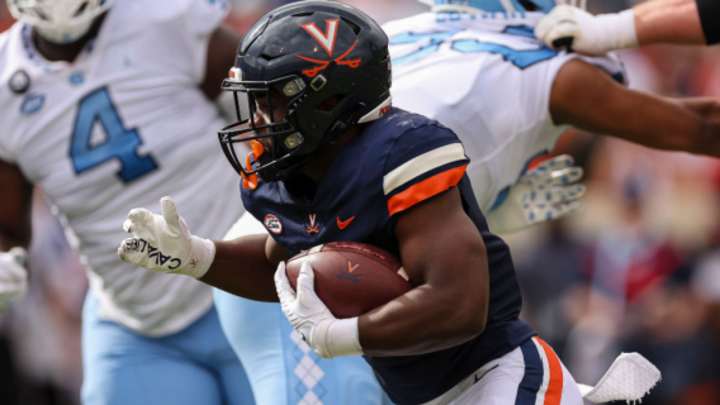 Mike Hollins scores 1st touchdown after surviving Virginia shooting last year