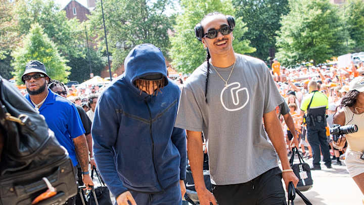 Tennessee QB Nico Iamaleava Will Play Against Austin Peay Tennessee QB Nico Iamaleava Will Play Against Austin Peay