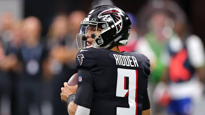 Desmond Ridder's Atlanta Falcons Trail C.J. Stroud's Houston Texans at Half Desmond Ridder's Atlanta Falcons Trail C.J. Stroud's Houston Texans at Half