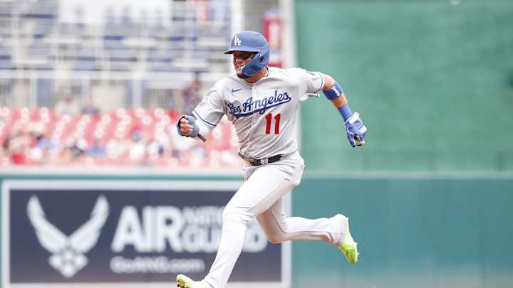 Dodgers Highlights: Everyone Chips In to Give LA Series Win Over Nationals