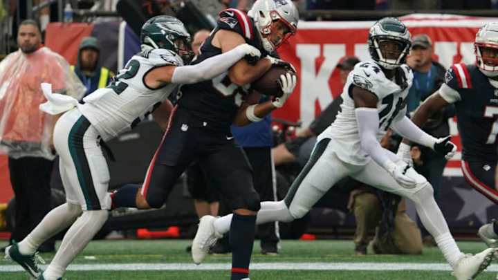 WATCH: Jones Hits Bourne for Late TD  in Patriots' Furious, Futile Rally vs. Eagles