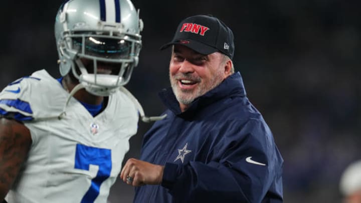 Cowboys Most 'Amazing' Call: Speech Fuels Embarrassment of Giants: Notebook Cowboys Most 'Amazing' Call: Speech Fuels Embarrassment of Giants: Notebook