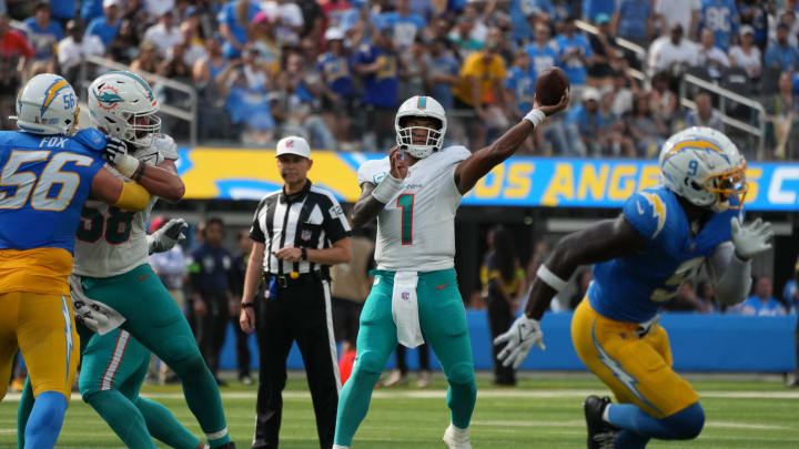 Player-Only Film Session Helped Dolphins Offense Explode Against Chargers