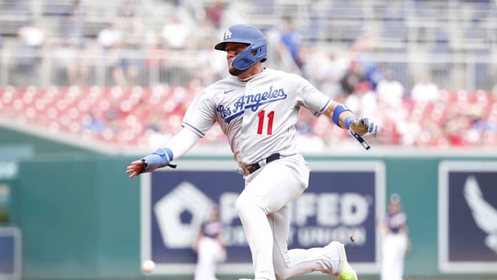 Dodgers News: Miguel Rojas Maintaining Focus Through Tough Stretch of Games for LA