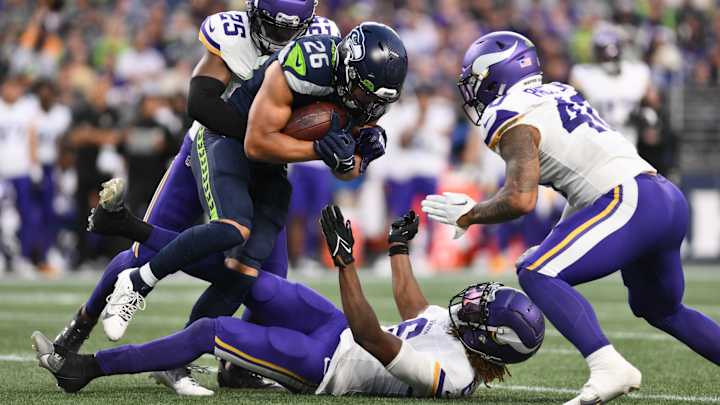 Ivan Pace Jr. Ties For Team Lead in Solo Tackles During Vikings Loss to Buccaneers